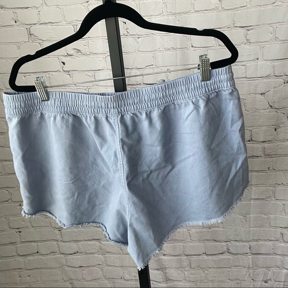 Gap Blue Elastic Waistband Pull on Shorts Size XL - Picture 2 of 4